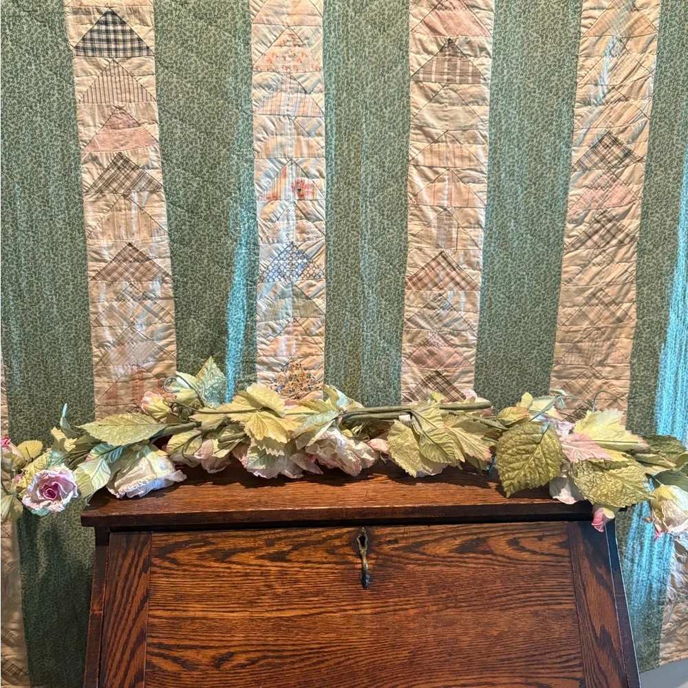 NWT Faux Garland DISTRESSED ROSES FABULOUS 40” Flexible Cream OFF WHITE WEDDI…